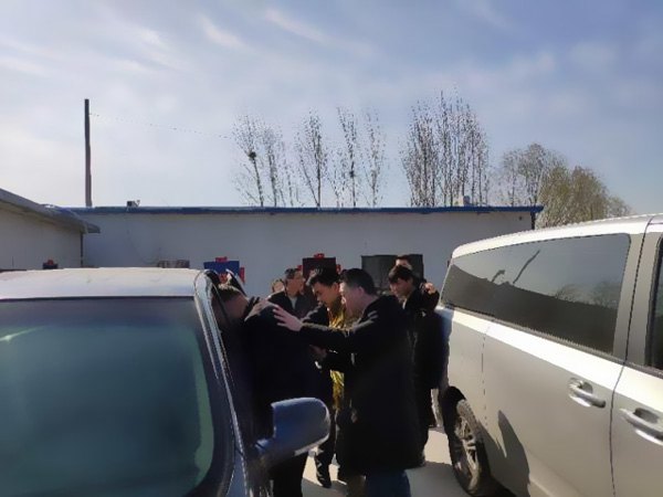 奉賢警方打掉一電線電纜制假窩點(diǎn)