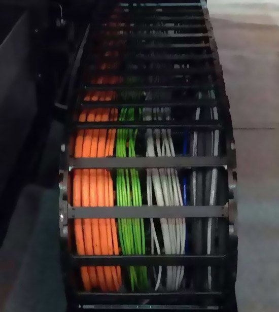 廣州拖鏈電纜優(yōu)勢(shì)對(duì)比